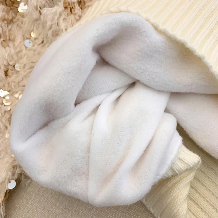 Pull Pailleté Plume Col Montant Femme Détail